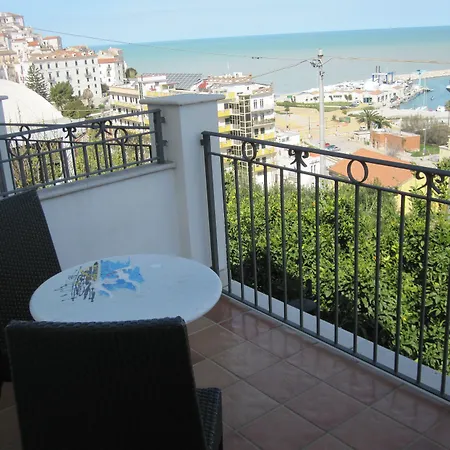 Vittoria 3* Rodi Garganico