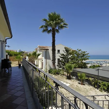 Vittoria Hotel 3*