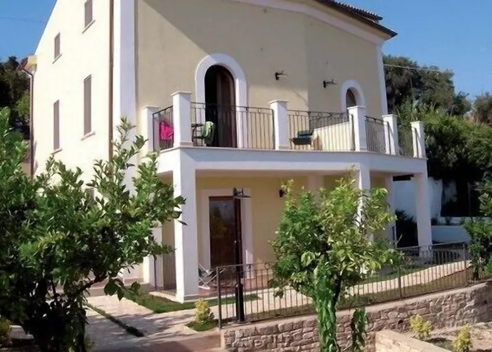 Vittoria 3* Rodi Garganico