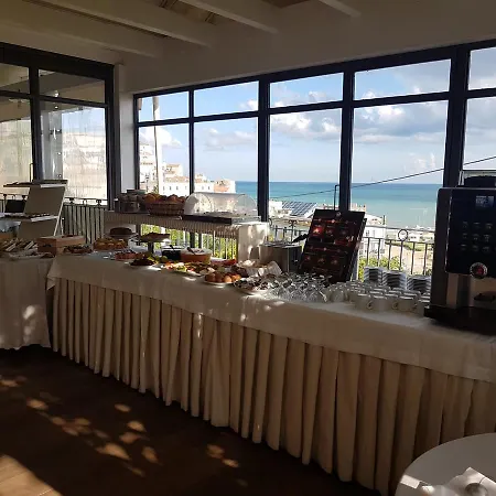 Hotel Vittoria 3*
